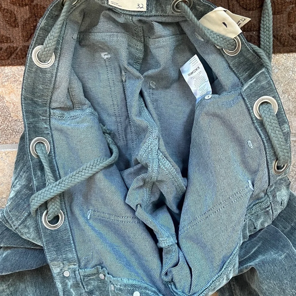 Free People We The Free Moxie Flocked Pull-On Barrel Jeans 32 NWT